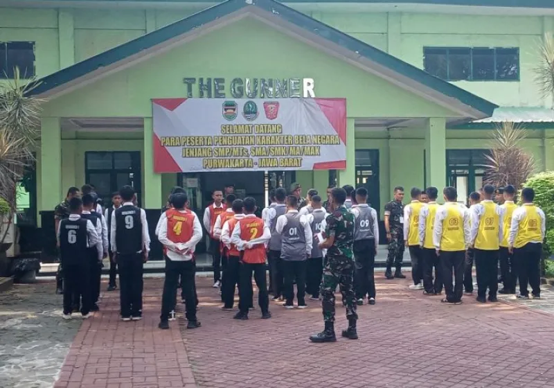 39 Siswa SMP di Purwakarta Ikuti Pendidikan Karakter ala Militer di Batalyon Armed 9