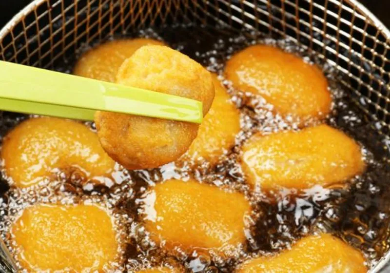 Waspada! Bahaya Makanan Berminyak yang Tersembunyi di Balik Kenikmatan Rasanya