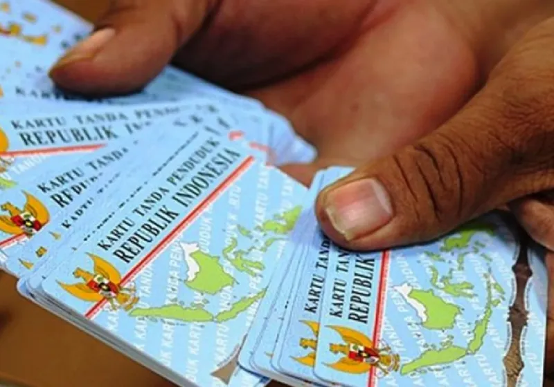 Dukcapil Blitar Ancam Nonaktifkan NIK Warga yang Belum Rekam e-KTP, Batas Akhir 30 April 2025